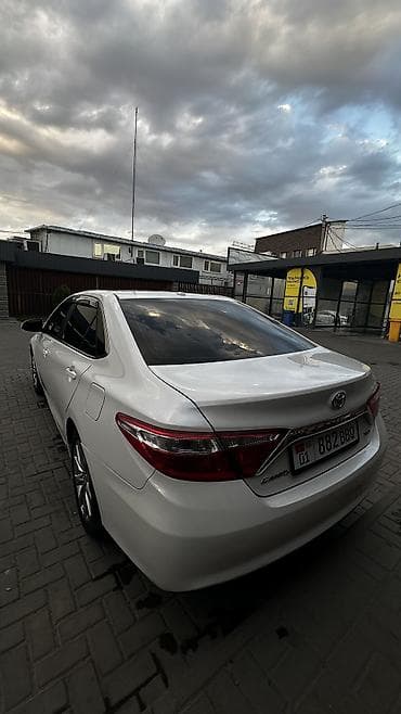 Toyota Camry: 2015 г., 2.5 л, Автомат, Бензин — 2