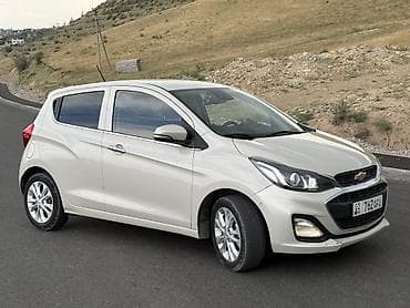 Продажа авто: Chevrolet Spark: 2020 г., 1 л, Вариатор, Бензин, Хэтчбэк — 4