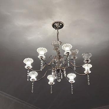 Люстралар: Б/у Классическая потолочная люстра с хрустальными плафонами и — 1