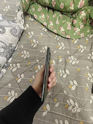 ipad iphone: Samsung Galaxy S23 Ultra, Б/у, 256 ГБ, цвет - Зеленый, 2 SIM — 4