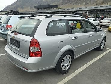 Chevrolet Lacetti: 2008 г., 1.6 л, Кол менен иштөөчү, Бензин, Универсал — 4
