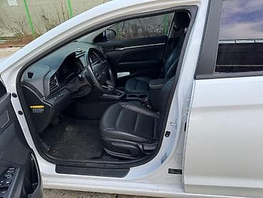 Продажа авто: Hyundai Avante: 2019 г., 1.6 л, Газ, Седан — 8