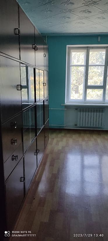 6 микрорайон: Сдаю 2-х комнатную квартиру с старом Западном семье не более 4-5 — 4