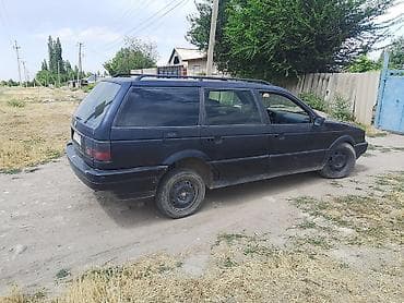 автомобильный багажник: Volkswagen Passat: 1993 г., 1.8 л, Механика, Бензин, Универсал — 2