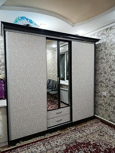 Офис эмереги: Купе шкаф, Күзгүсү менен, Башка материал — 2