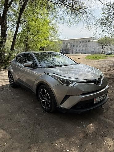 prius v: Toyota C-HR: 2017 г., 2 л, Вариатор, Бензин, Кроссовер — 1