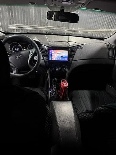 Hyundai Sonata: 2012 г., 2 л, Автомат, Газ, Седан — 7
