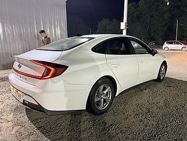 Hyundai Sonata: 2019 г., 2 л, Автомат, Газ, Седан — 4