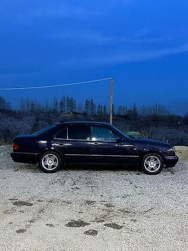 gl x164: Mercedes-Benz E-Class: 1996 г., 2.3 л, Механика, Бензин, Седан — 2