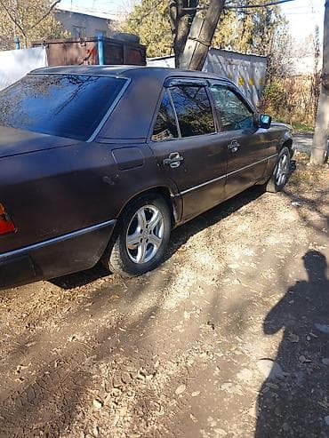 крло мерс 124: Mercedes-Benz W124: 1991 г., Механика, Дизель, Седан — 3