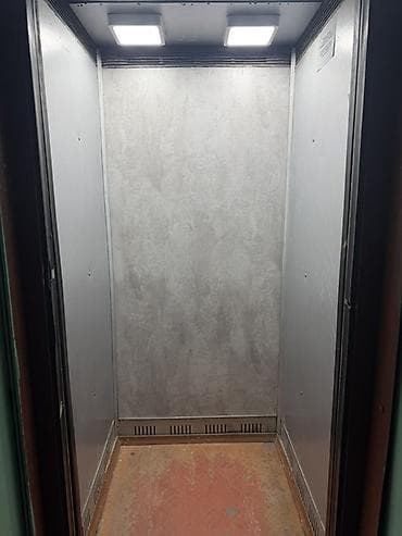 скамейки б у: Пассажирский лифт в жилом доме - Кабина стандартного формата — 1