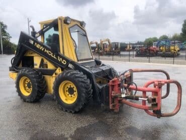 трейлер дом на колесах: Погрузчик, Ford, Колесный, Фронтальный — 1