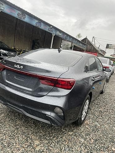 кузов каратыш: Kia K3: 2022 г., 1.6 л, Автомат, Бензин, Седан — 2