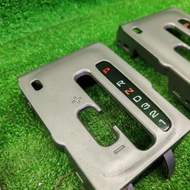 Панели, обшивки: Центральная консоль Subaru Б/у, Оригинал, Япония — 3