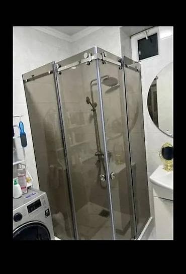 Поддоны для душа: Изготовление и монтаж стеклянных душевых ограждений под размер - — 10