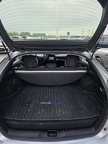 jac j7: Toyota Prius: 2021 г., 1.8 л, Автомат, Гибрид, Хэтчбэк — 10