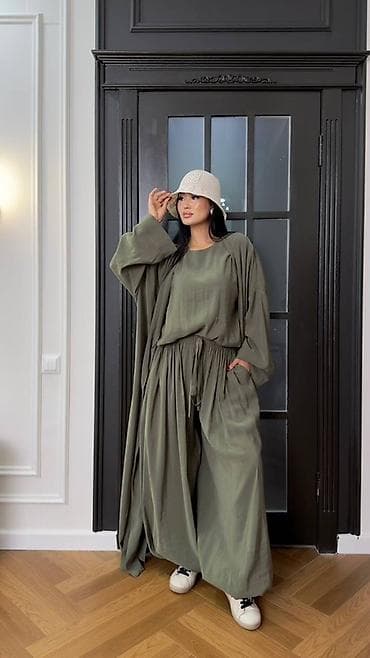Жеке буюмдар: Костюм из 3 предметов в стиле oversize, цвет хаки: - Свободная — 1