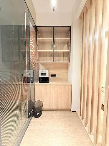 астор: Аренда офисов, 86 м², В бизнес центре — 6