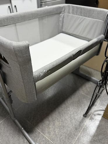 ош жапалак: Балдар үчүн кошумча коюлган керебет, Колдонулган, Дөңгөлөктүү, түсү - Боз — 2