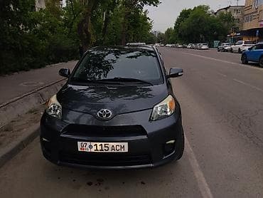 Toyota Ist: 2008 г., Хэтчбэк