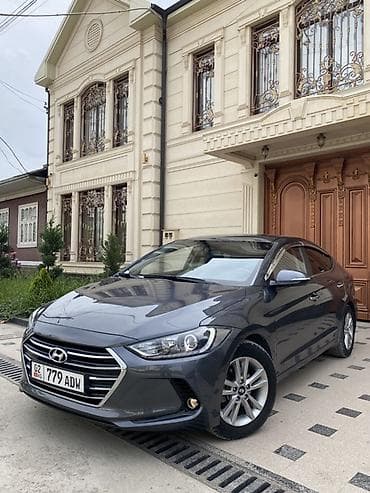 Hyundai Elantra: 2017 г., Автомат, Бензин, Седан