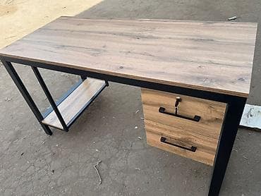 Компьютерные столы: Компьютерный стол, Новый, С полками — 2