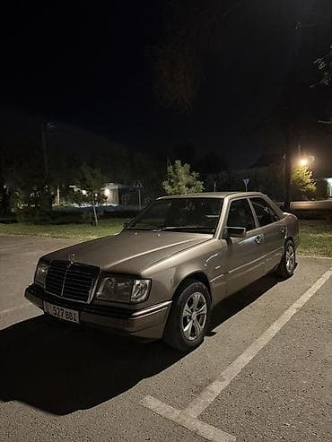 ford c max: Mercedes-Benz W124: 1990 г., 2.3 л, Механика, Газ, Седан — 1