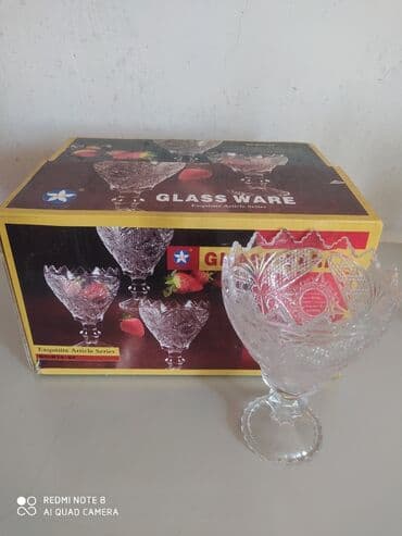 стеклянный шкаф для посуды: Каробкада 6 штуктан,жаны вареница,конфетница,салатницалар.Баардыгын — 2