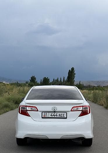 Toyota Camry: 2014 г., 2.5 л, Автомат, Бензин, Седан — 5