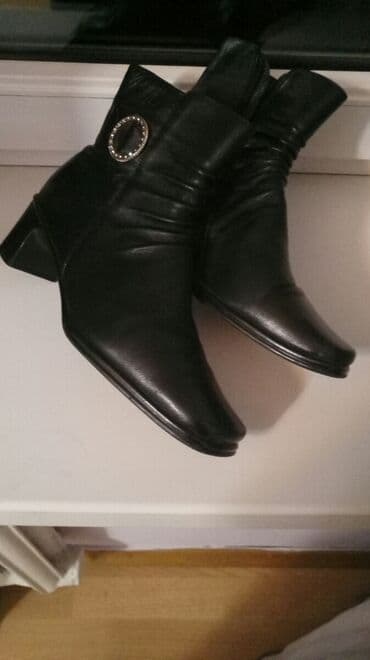 обувь для охоты: Полусапоги кожаные, демисезонные 36 (23) размера, в отличном — 1