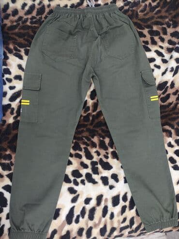 Джинсы: Продаю джинсы на мальчика, б/у, в отличном состоянии, качество — 6