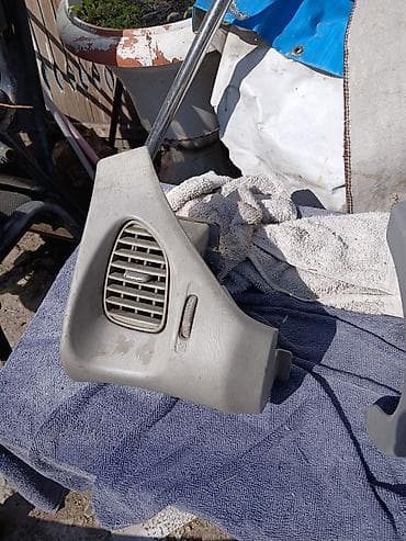 с 500: Обшивка стоек Nissan Оригинал — 1