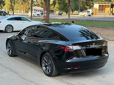 Продажа авто: Tesla Model 3: 2023 г., Электромобиль, Седан — 7