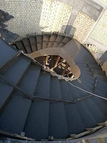 шкаф для дома и офиса: Бетонная лестница Для дома, Форма лестницы: Винтовая — 1