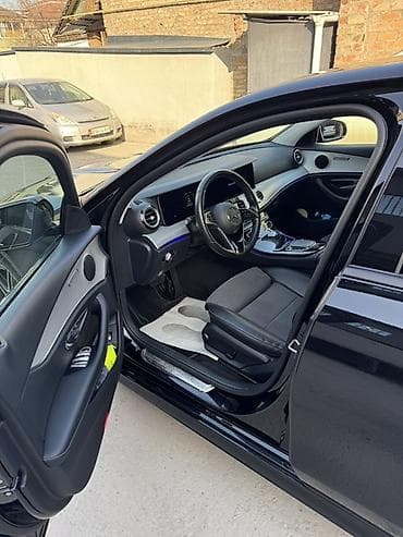 мерс 210 двер: Mercedes-Benz E-Class: 2022 г., Дизель, Седан — 5