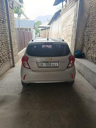 n line: Chevrolet Spark: 2017 г., 1 л, Робот, Бензин, Хэтчбэк — 5