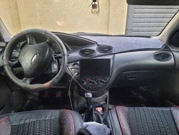 фокус группа: Ford Focus: 2004 г., 1.8 л, Механика, Бензин, Хэтчбэк — 5