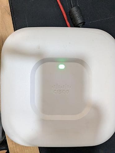 tab: Точка доступа Cisco Aironet AIR-AP2702I-UXK9 - Двухдиапазонный Wi‑Fi — 1