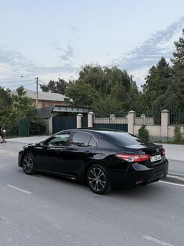 Toyota Camry: 2017 г., 2.5 л, Автомат, Бензин, Седан — 6