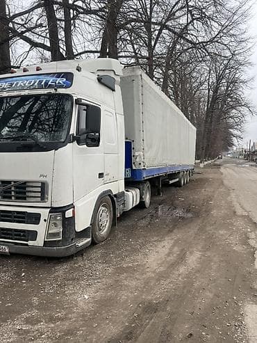 е 52: Тягач, Volvo, Тентованный — 2