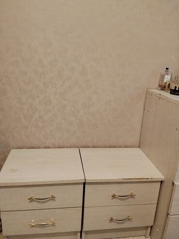 комод с зеркалом в спальню: Спальный гарнитур, ДСП, цвет - Бежевый — 2