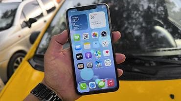 IPhone 11 Pro Max, Б/у, 256 ГБ, Серебристый, Защитное стекло, Чехол, 69 %