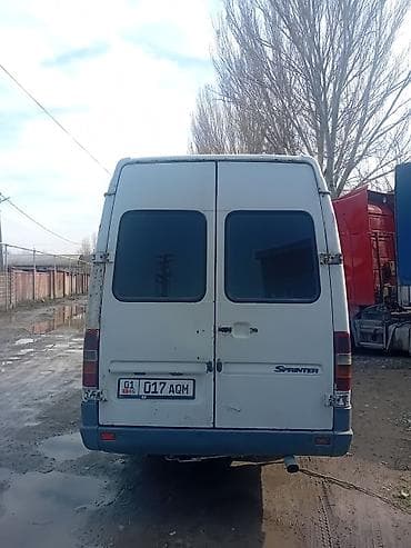 bwm e 34: Mercedes-Benz Спринтер: 2001 г., Фургон — 2