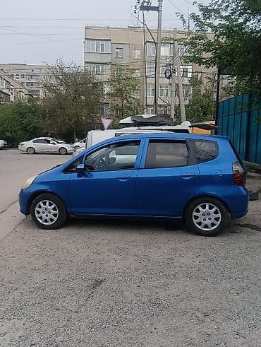 Honda Jazz: 2002 г., 1.4 л, Механика, Бензин, Хэтчбэк — 2