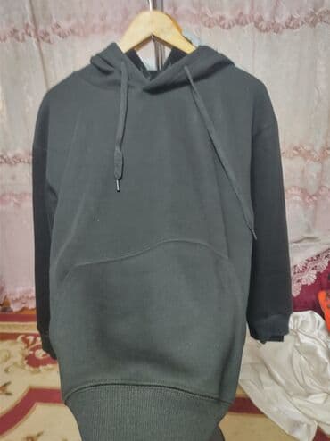 размер мужской одежды таблица соответствия: Черное худи унисекс - Классический крой с капюшоном на утяжках - — 2