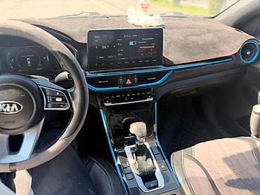 Kia K3: 2020 г., 1.6 л, Автомат, Гибрид, Седан