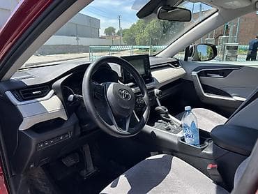 Продажа авто: Toyota RAV4: 2021 г., Гибрид, Кроссовер — 6