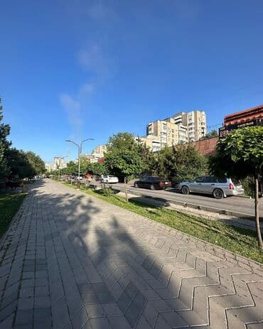 продаю дом в центре города: 📢 СРОЧНО! ПРОДАЕТСЯ КОММЕРЧЕСКОЕ ПОМЕЩЕНИЕ В ЦЕНТРЕ ГОРОДА 📍 Район — 2