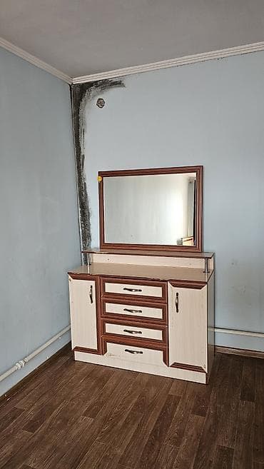 Спальные гарнитуры: Спальный гарнитур в классическом стиле, цвет – светлый дуб с — 3