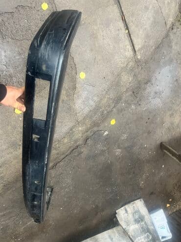 купить кровать бу: Накладка на бампер Передний BMW, Б/у — 1